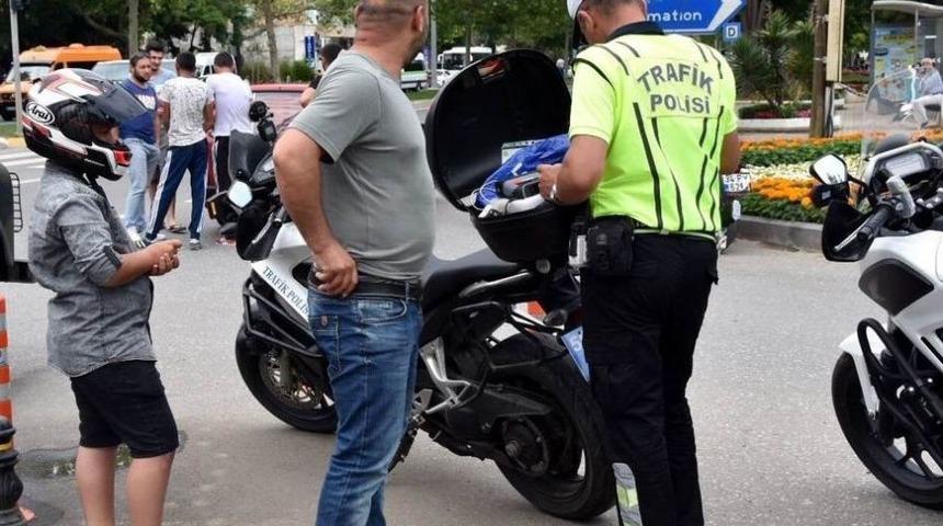 Kusurlu Ara&ccedil; Ve S&uuml;r&uuml;c&uuml;lere Ge&ccedil;it Yok
