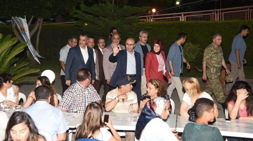 Vali Demirtaş: "şehit Ailelerimizin Ve Gazilerimizin Daima Yanında Olacağız"