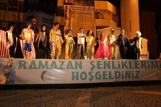 Burhaniye’ De Ramazan Şenlikleri Devam Ediyor