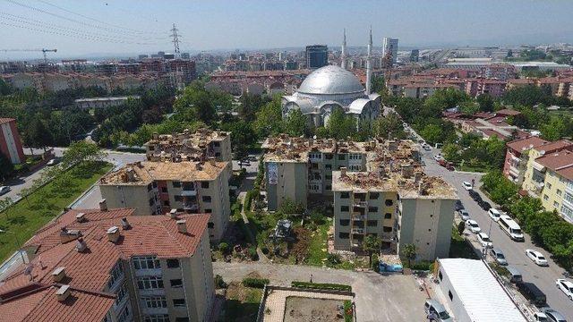 Bursa’da 191 Site Kentsel Dönüşüme Girdi, Başkan Altepe Bitişik Nizamlar İçin Yol Gösterdi