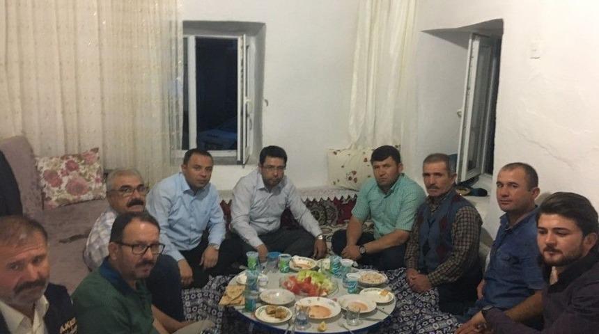 Ak Parti Heyeti Şehit Kazım Ayın Ailesiyle İftar Yaptı