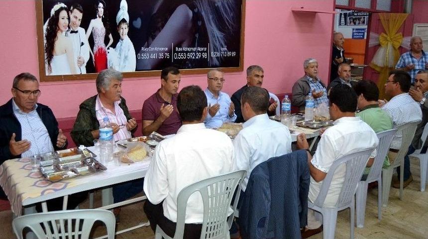 Avcılar Birlikte İftar A&ccedil;tı