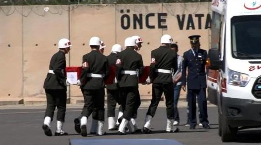 Lice Şehidi Memleketine Uğurlandı