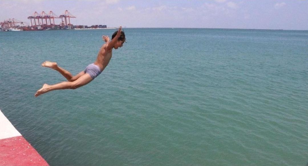 &Ccedil;ocukların Denize &Ouml;l&uuml;m&uuml;ne Atlayışı