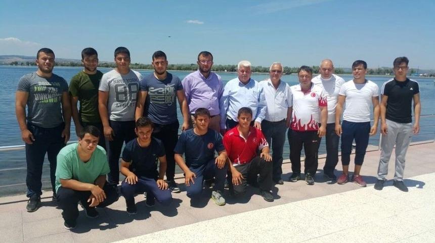 Umurbeyli G&uuml;reş&ccedil;iler Kırkpınar &Ouml;ncesi Kampta