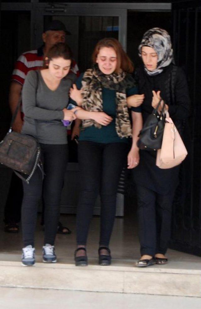 Şehit Yüzbaşı Üçöz'ün Eşine Acı Haber Görev Yeri Kayseri'de Verildi (2)