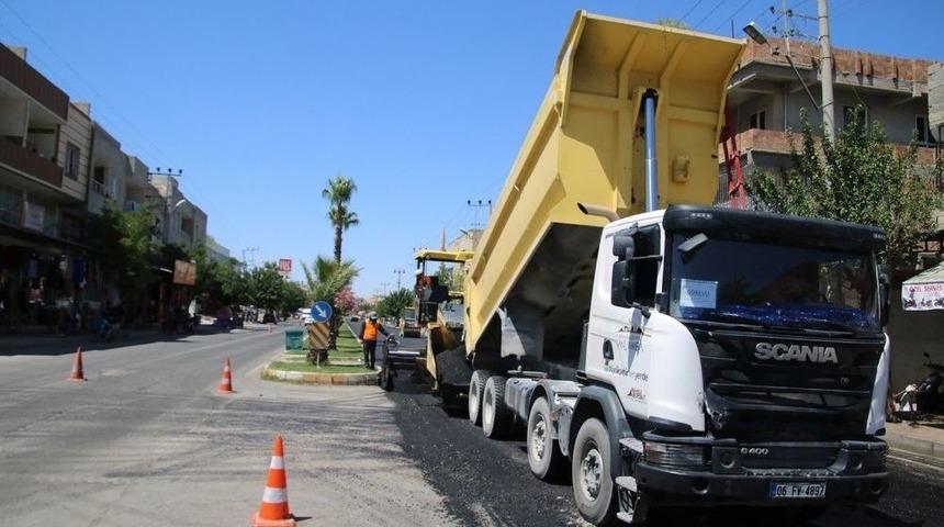 B&uuml;y&uuml;kşehir Asfalt Revize &Ccedil;alışmalarına Devam Ediyor