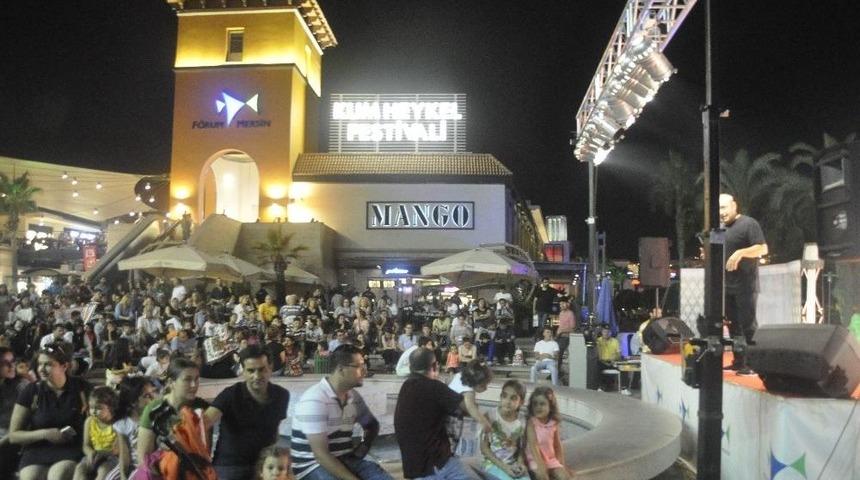 &rsquo;keyf-i Ramazan Tiyatrosu&rsquo; Sanatseverlere Coşkulu Bir Akşam Yaşattı