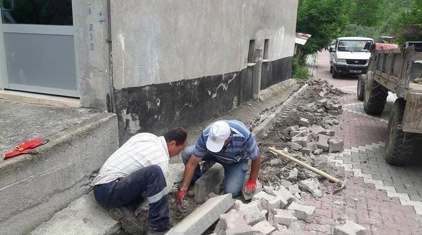 Bayırk&ouml;y Beldesi&rsquo;nde &Ccedil;alışmalar Devam Ediyor