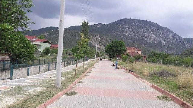 Bayırk&ouml;y Beldesi&rsquo;nde &Ccedil;alışmalar Devam Ediyor 1