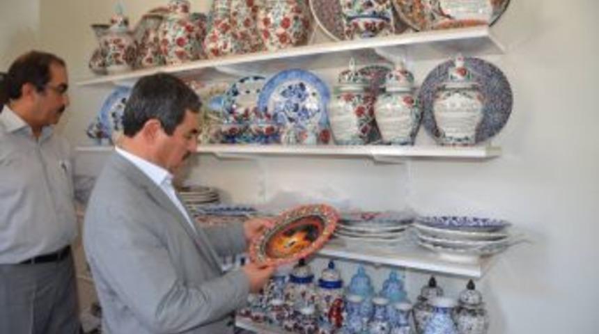 Darende Belediyesi K&uuml;lt&uuml;r Sanat Evinden &Ccedil;ini Sergisi