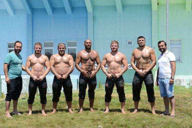 Konyaaltı&rsquo;nın G&uuml;reş&ccedil;ileri Kırkpınar&rsquo;a Hazırlanıyor 2