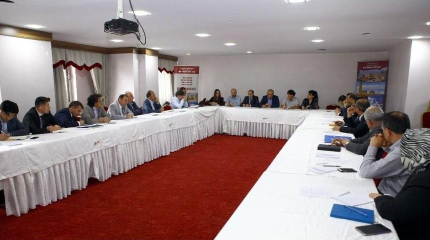 T&uuml;rsab, Serhat İllerinin Turizmini Geliştirmek İ&ccedil;in Kolları Sıvadı