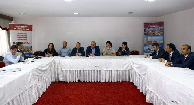 T&uuml;rsab, Serhat İllerinin Turizmini Geliştirmek İ&ccedil;in Kolları Sıvadı 2