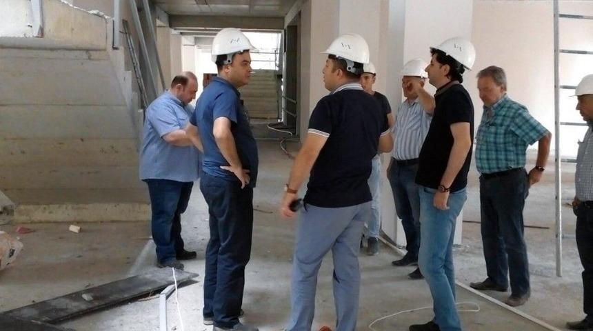 Lapseki H&uuml;k&uuml;met Konağı İnşaatına İnceleme