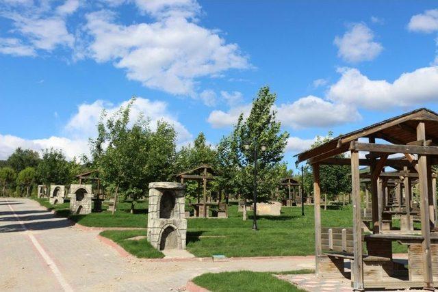 Kırkağaç’a Yeni Sosyal Alan 3