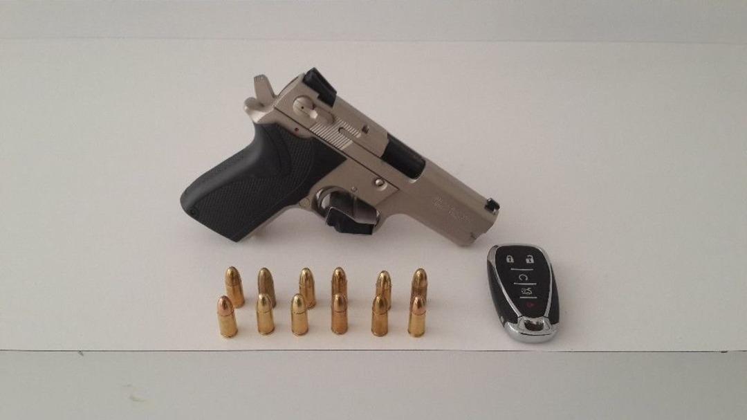 5 Bin Liraya L&uuml;ks Ara&ccedil; Satmaya &Ccedil;alışırken Yakalandı