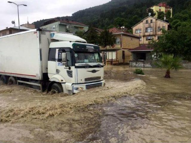 Çatalzeytin'de Yağmur Sele Yol Açtı- Ek Fotoğraflar