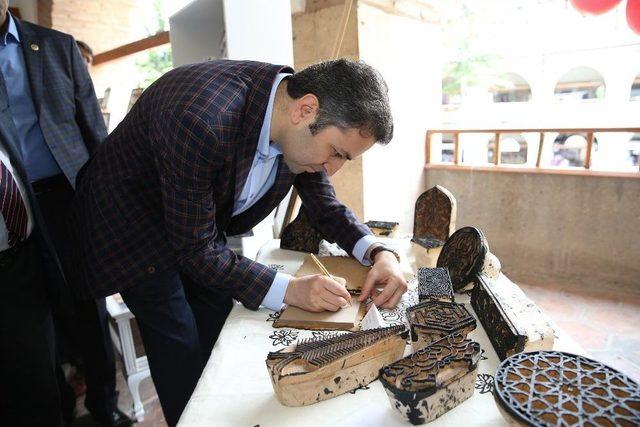 Tokat’ta Fırçadan Motifler Sergisi Açıldı 1