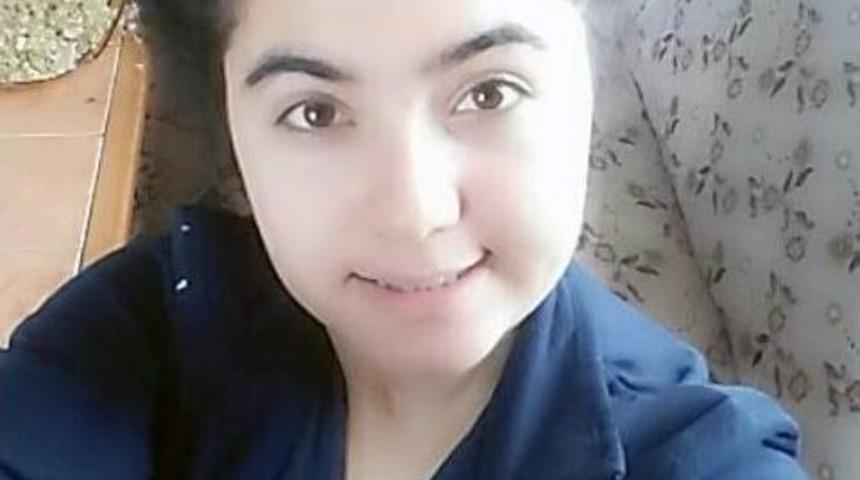 Liseli Gen&ccedil; Kız Karne Aldığı G&uuml;n Sır Oldu