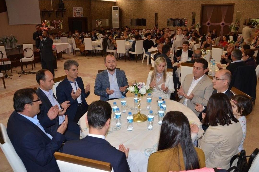 Başkan Bakıcı, Yeşilkent&rsquo;e Mahalle Konağı M&uuml;jdesi Verdi