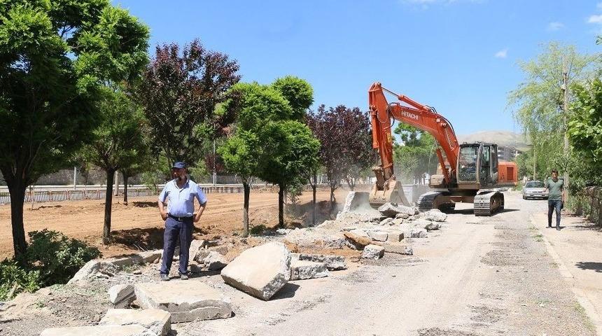 Bitlis Belediyesinden Eşzamanlı &Ccedil;alışma