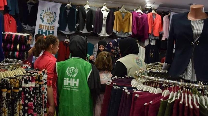 Bitlis&rsquo;te İftar Ve Yetim Giydirme Programı