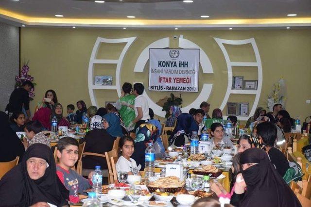 Bitlis’te İftar Ve Yetim Giydirme Programı