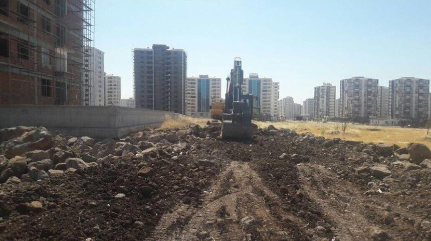 Kayapınar&rsquo;da Yeni İmar Yolları A&ccedil;ılıyor