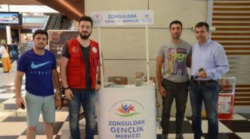 Gen&ccedil;lik Spor İl M&uuml;d&uuml;rl&uuml;ğ&uuml;nden Bilgilendirme Standı