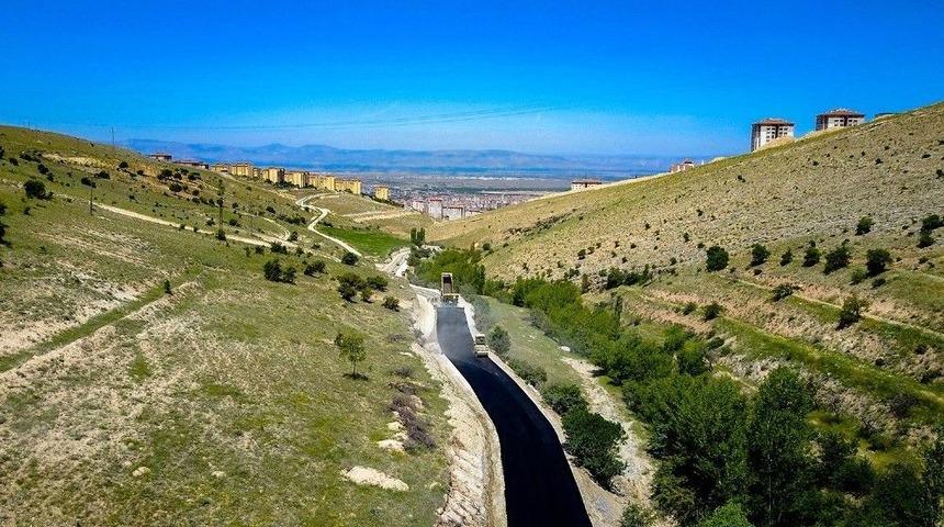 4 Mahallenin Grup Yolu Asfaltlandı
