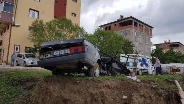 Sivas Suşehri'nde Trafik Kazası: 1 Ölü