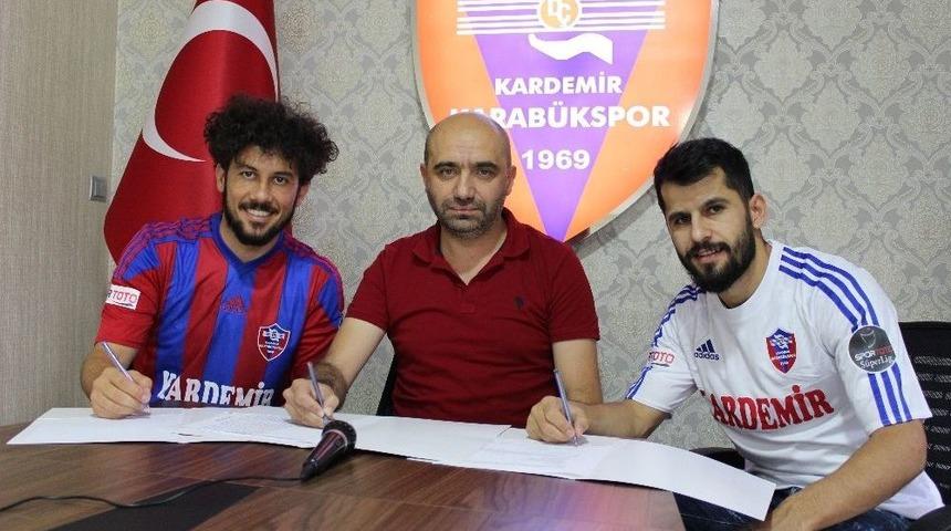Karab&uuml;kspor, İ&ccedil; Transferde 2 Oyuncu İle S&ouml;zleşme İmzaladı