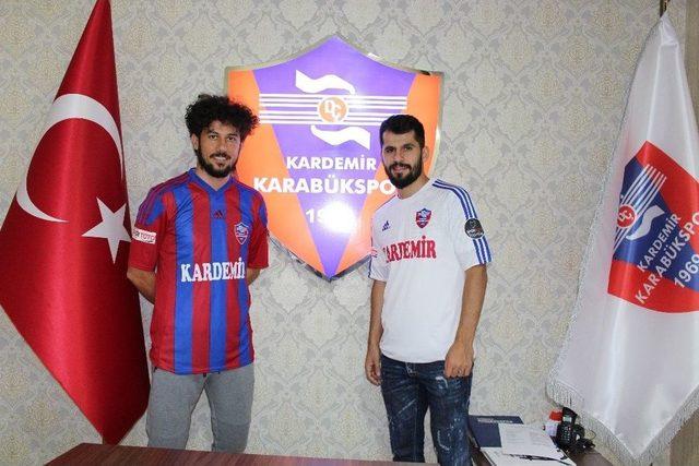 Karabükspor, İç Transferde 2 Oyuncu İle Sözleşme İmzaladı