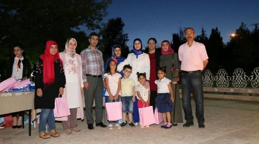 Koruyucu Aileler İftarda Buluştu