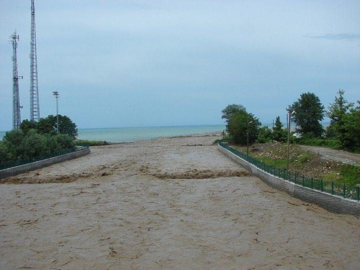 Çatalzeytin’i Sel Bastı, Evler Su Altında Kaldı G5