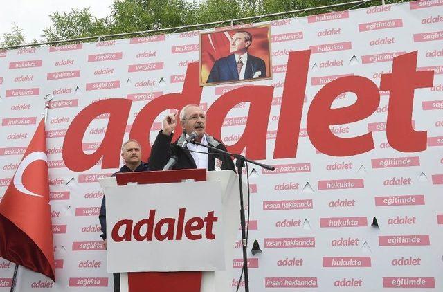 Kılıçdaroğlu, Grup Toplantısını ‘adalet Yürüyüşü’nde Yaptı