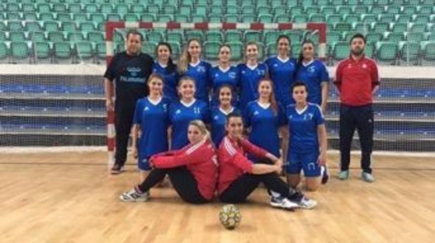 Marmaraereğlisi Belediyespor Bayan Hentbol Takımından B&uuml;y&uuml;k Başarı