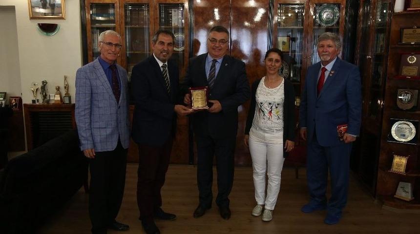 Kırkseder&rsquo;den Başkan Kesimoğlu&rsquo;na Ziyaret