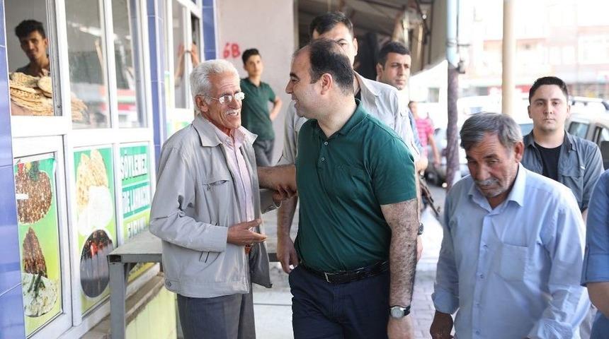 Belediye Başkanı &Ccedil;ift&ccedil;i Suru&ccedil; Esnafıyla Buluştu