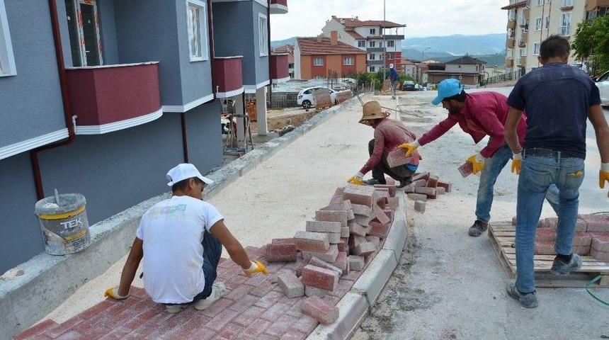 Bilecik Belediyesinden Asfalt Yama Ve Parke Taşı &Ccedil;alışmaları