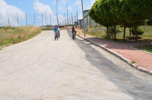 Bilecik Belediyesinden Asfalt Yama Ve Parke Taşı Çalışmaları