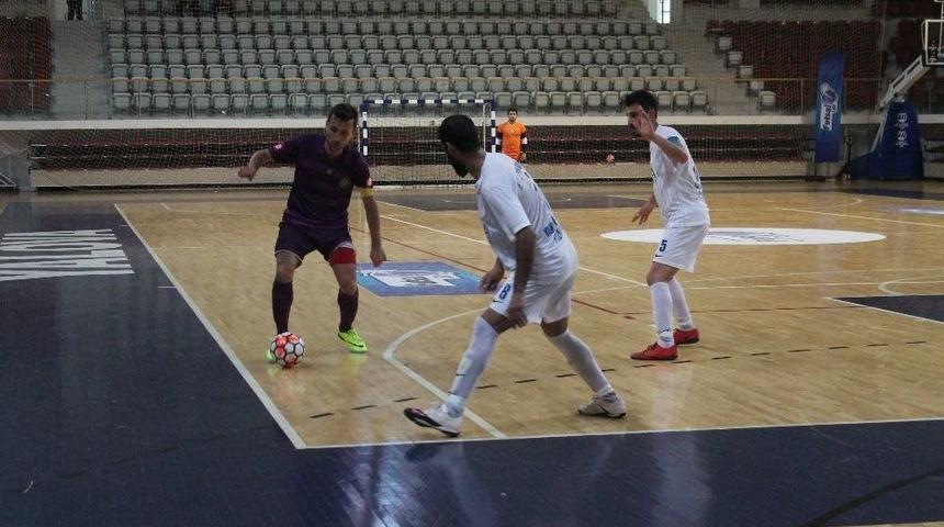 Futsal Finalleri Yalova&rsquo;da Başladı