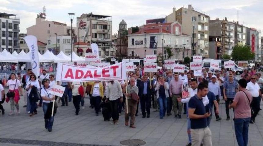 &Ccedil;anakkale'de Chp'den 'adalet' Y&uuml;r&uuml;y&uuml;ş&uuml;