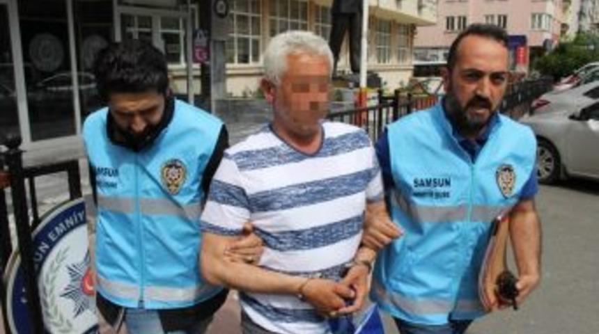 Motosikletle Aracına &Ccedil;arpan Şahsı Vuran Tutuklandı