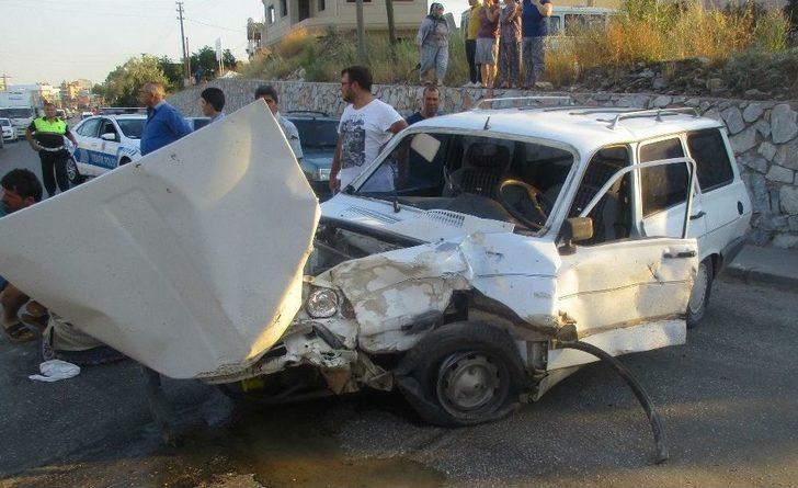 Milas’ta Tırla Otomobil Çarpıştı; Biri Ağır, 2 Yaralı G3