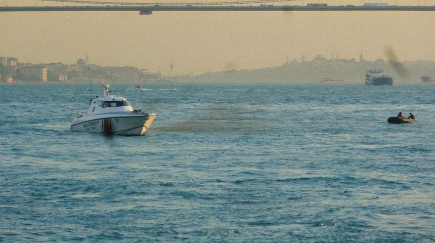 Üsküdar’da Arkadaşlarıyla Denize Giren Genç Kayboldu