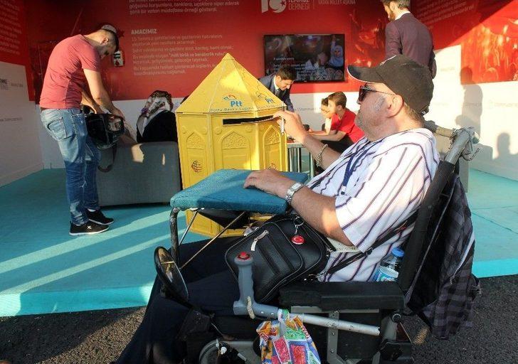 15 Temmuz Şehitlerinin Ailelerine Bayram Tebrik Kartı G5