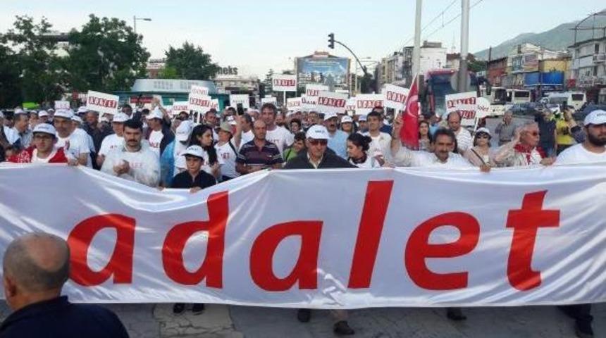 Bursa'da Chp'den  'adalet Yürüyüşü'ne Destek