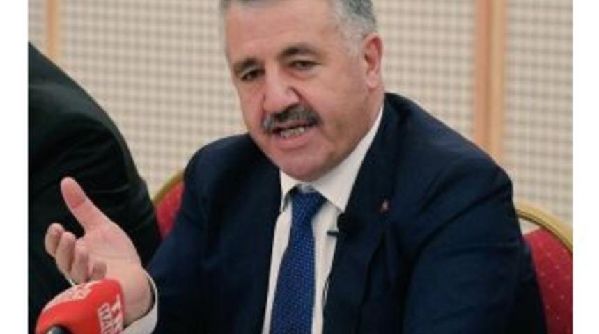 Bakan Arslan&rsquo;dan Bayramda Otoyol Ve K&ouml;pr&uuml;lere İlişkin A&ccedil;ıklama